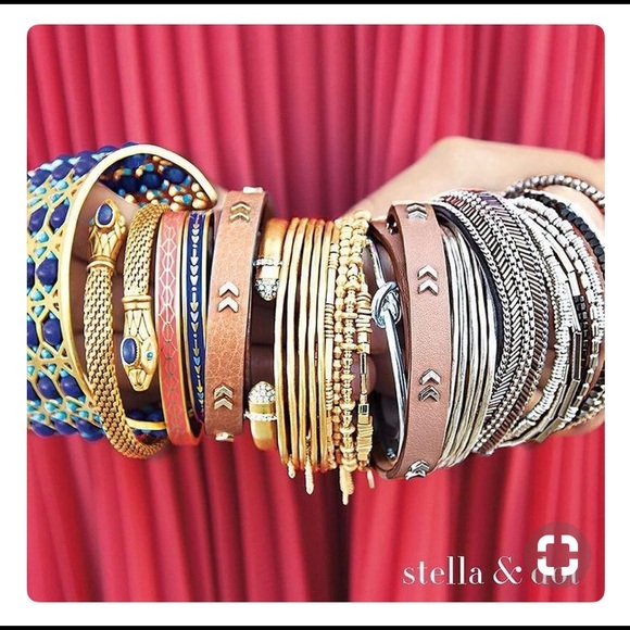 Cobra Coil Bracelet Gold Stella&Dot - Picture 6 of 6